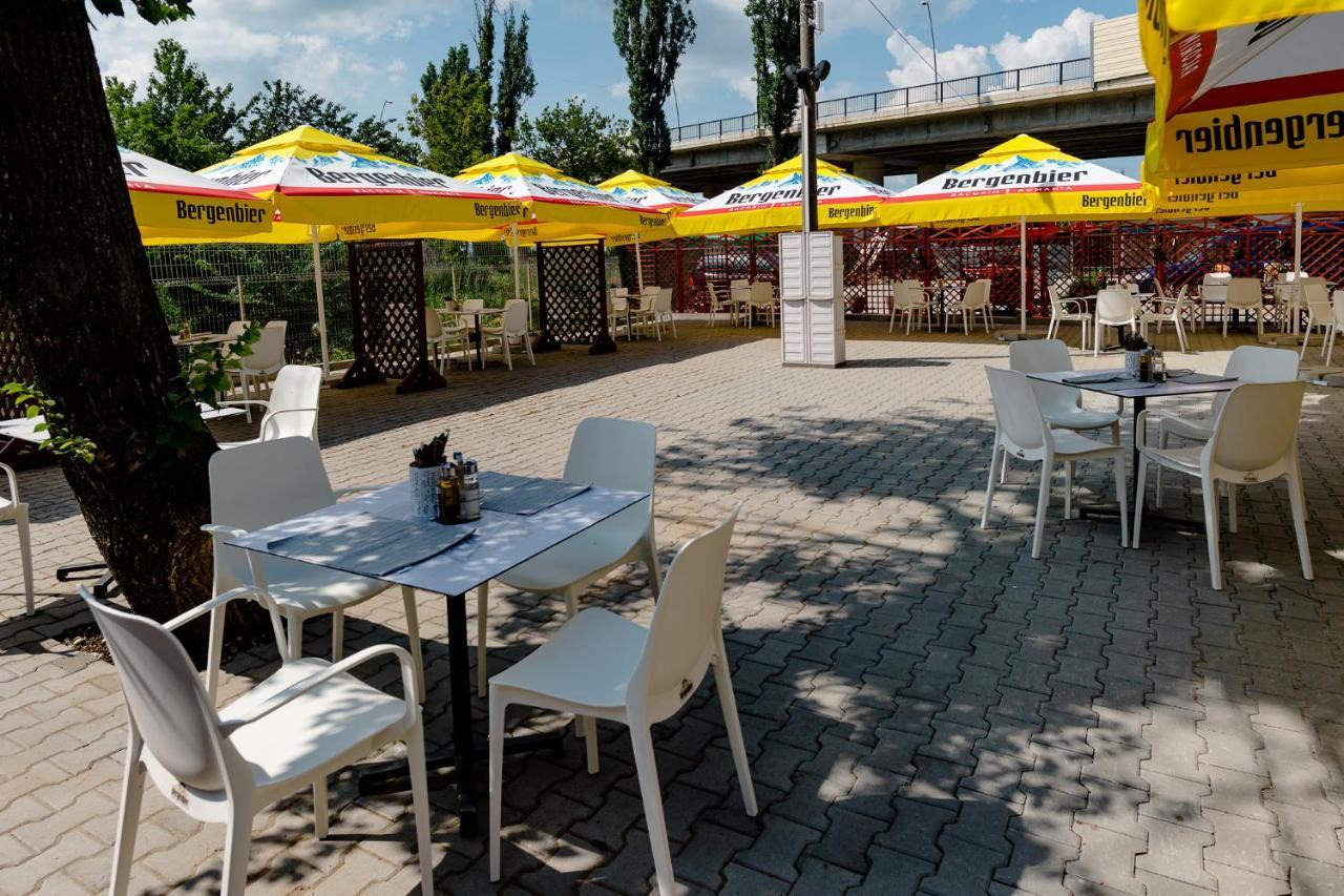 Pensiunea Vialux Bacău Exterior foto